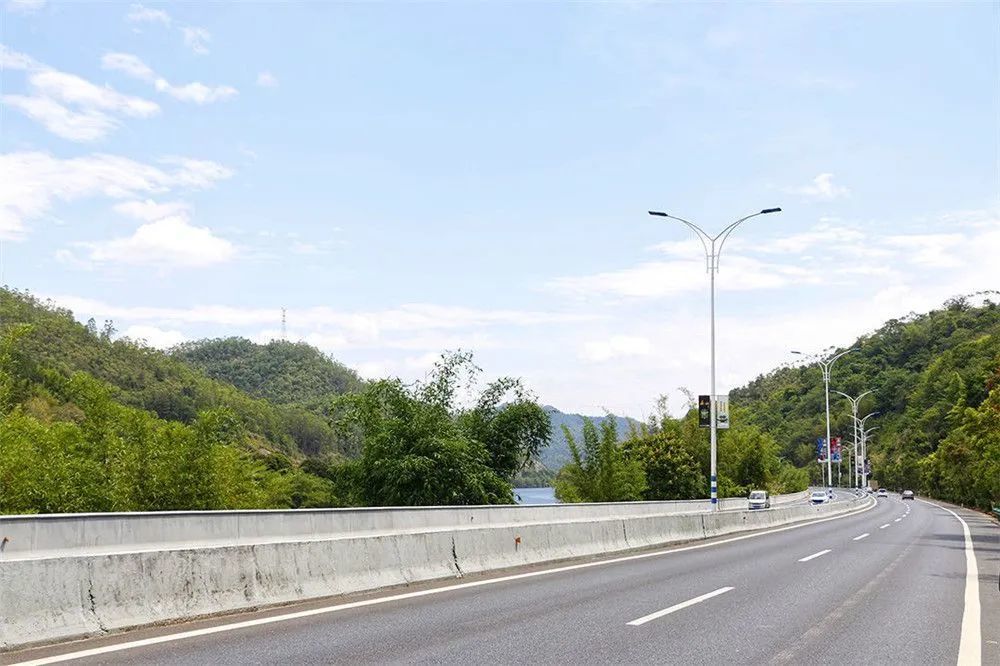 广东省最美省道公路——澳门专家眼中的壮丽风景线